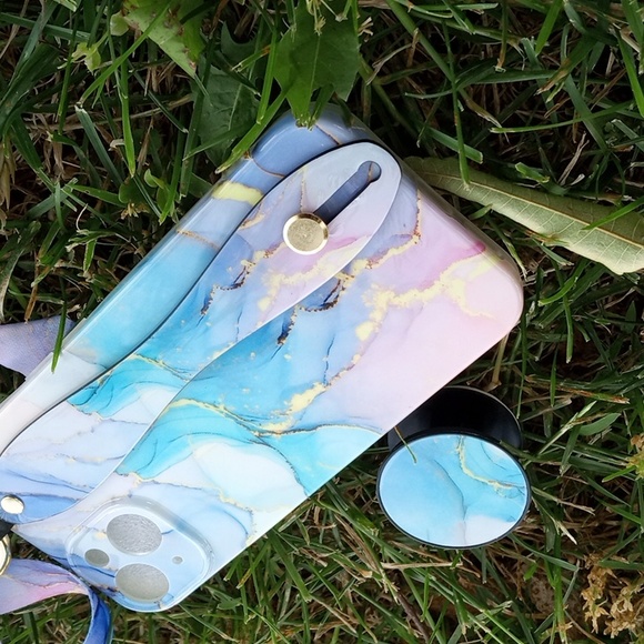 Iphone 13 Phone Case 3Pc(Phone lanyard, Pop Socket, Phone Case with Hand Strap - Picture 4 of 4